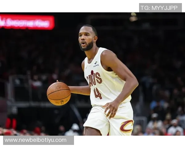 小莫布里半场表现抢眼17分钟内10投6中斩获13分4篮板2封盖 小莫布里半场表现抢眼17分钟内10投6中斩获13分4篮板2封盖