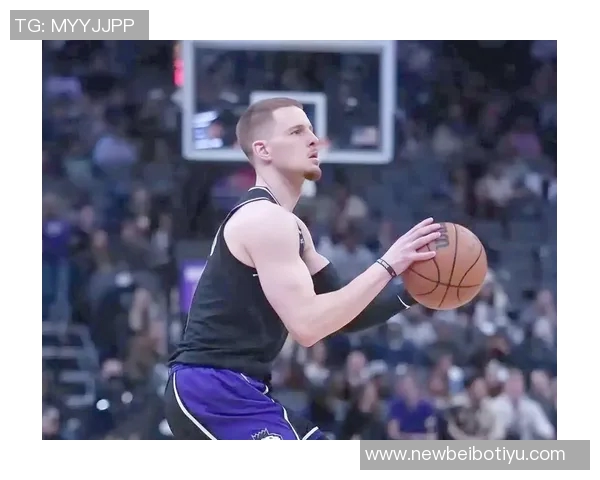 迪文岑佐全场表现出色15投7中三分球命中率高达45贡献21分助力球队胜利 迪文岑佐全场表现出色15投7中三分球命中率高达45贡献21分助力球队胜利