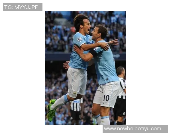 哈兰德铲射破门遭遇重创下身撞击立柱瞬间令人心疼 哈兰德铲射破门遭遇重创下身撞击立柱瞬间令人心疼