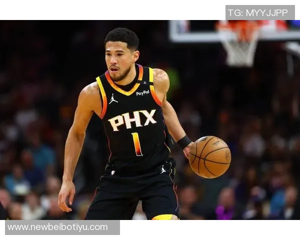 布克谈球队信任建立过程强调夏季训练的重要性与团队凝聚力 布克谈球队信任建立过程强调夏季训练的重要性与团队凝聚力