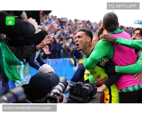 西甲分析:马竞力克升班马黄潜客场争取不败佳绩 西甲分析:马竞力克升班马黄潜客场争取不败佳绩