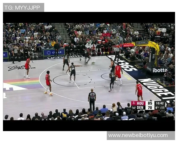 乌度卡称赞KD无私传球能力强调四打三战术需队友配合