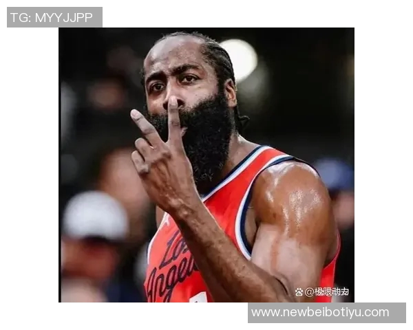 哈登表现不佳17投5中失误频繁但罚球稳定助球队保持颜面