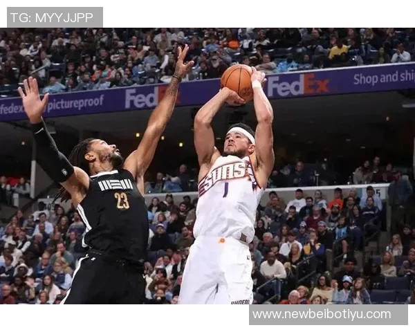 布克失误频繁引发主帅关注对手防守策略显著影响表现